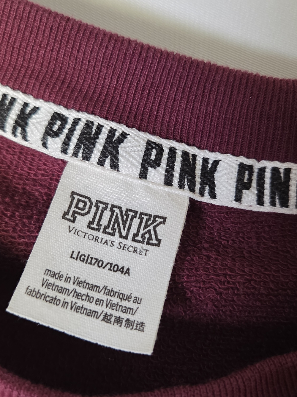 PINK Victoria's Secret Burgundy and Black Cropped Sweatshirt Large - Picture 4 of 7